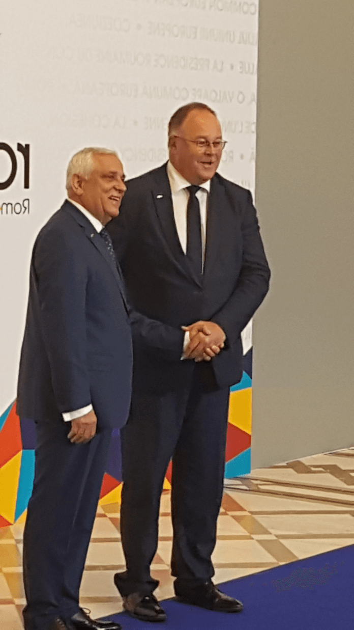 fara_titlu36 fara_titlu36